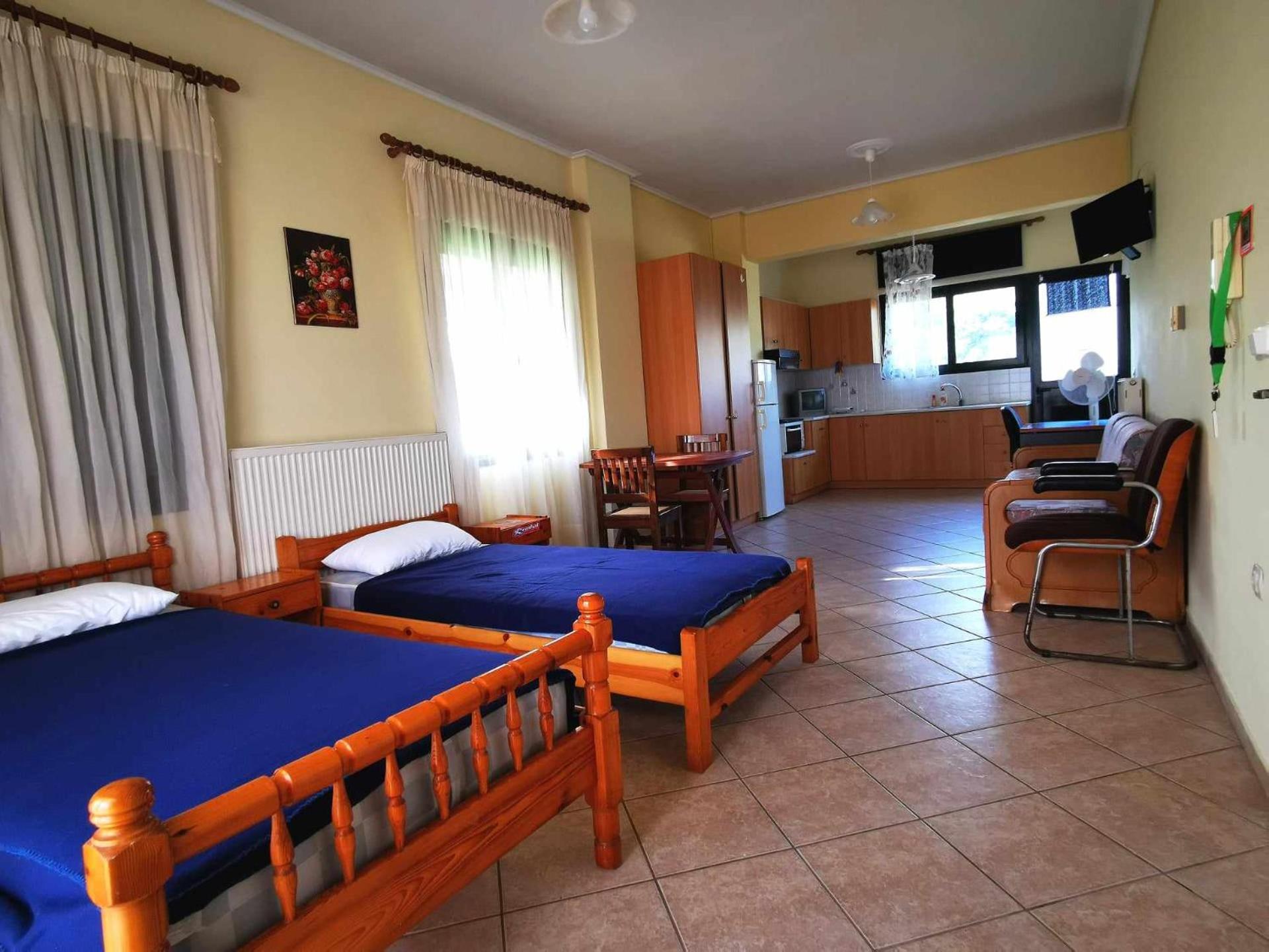 Studio Apartments Eirini Pyrgi Thermis Екстериор снимка